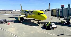 Spirit eyes refinancing after JetBlue merger veto