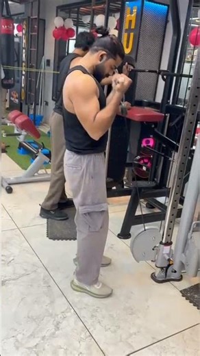 back day gym fitness lover #gymmotivation #motivationfitness #back#motivationalvideo