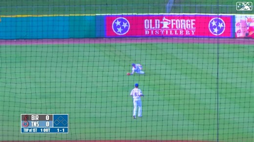 Crow Armstrong's diving catch