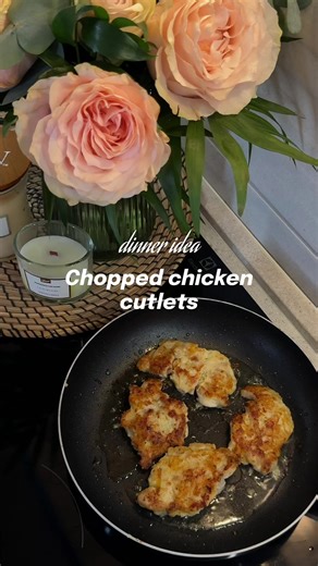 Delicious Chopped Chicken Cutlets with Cheese Recipe