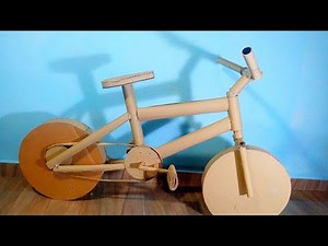 MINI BICICLETA FEITA COM PAPELÃO