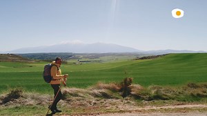¿Te perdiste la primera etapa del camino? ¡hoy puedes verlo! 🚶 EL CAMINO DE SANTIAGO BY JULIUS a las 21:30H 📺 https://canalcocina.es/programa/el-camino-de-santiago-by-julius #elcaminodesantiagobyjulius Julius Bienert | Canal Cocina
