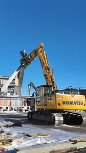 Demolition demands versatility, speed and control. Komatsu’s demolition solutions are engineered to work as a complete system — combining machine, attachments and hydraulics to support efficient operation and smooth transitions between tasks. Designed to keep operators productive and focused, this setup delivers performance built specifically for demolition applications. Learn more by visiting our website: https://bit.ly/46rwsmU | Komatsu North America