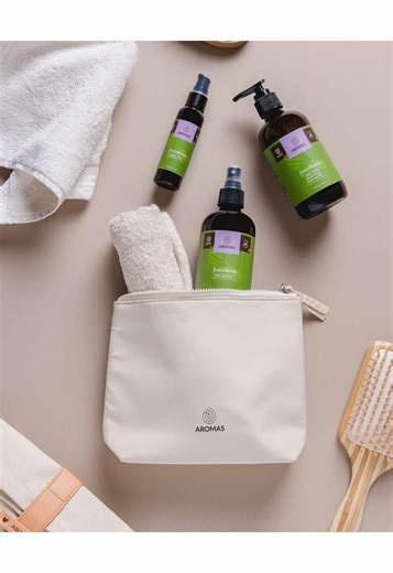 Hay regalos para cada persona y para cada momento. Aromas para relajarse, para cuidarse, para sentirse bien todos los días. Aceites esenciales, maquillaje, cremas, jabones y candelas pensados para acompañar rituales de bienestar reales. Porque cuando elegís Aromas, regalás algo más que un producto: regalás cuidado, intención y conexión. ✨ Encontranos en tiendas Aromas, en www.aromas.co.cr y por Uber Eats.