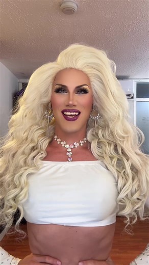 De pronto flash ✨ #dragqueen #nebulah #transformacion | Drag Queen