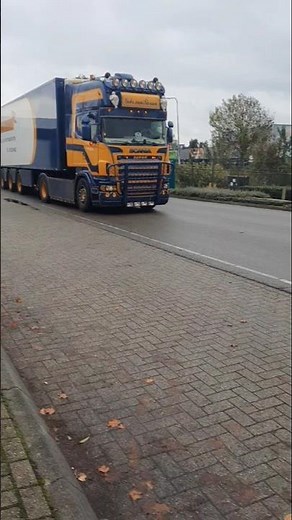 Dikke scania met bullbar van Gebr. Van Iterson #truckspotting #scania #bullbar