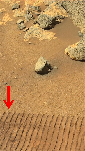 Strange things on surface of mars #Mars #NASA #fblifestyle | Mars journey