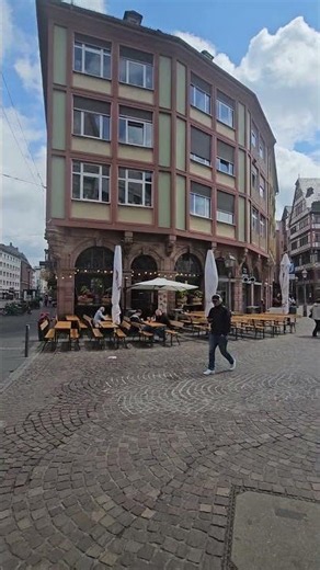 Frankfurt Main Altstadt walking tour Germany