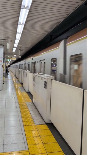 東京メトロ副都心線 10000系通過#東京メトロ副都心線 #メトロ10000系 #東京メトロ #通過シーン #鉄道