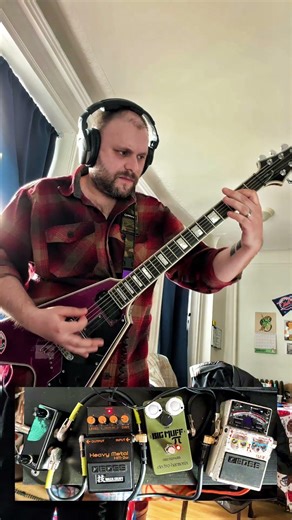 Using a blender to parallel blend the HM-2w and Green Russian Muff. #guitarpedals