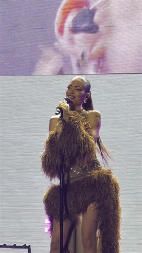 Elodie Incanta Roma con Anche Stasera