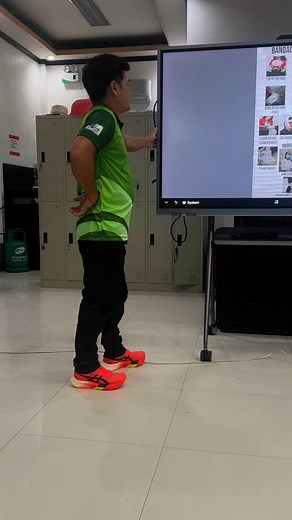 4.6K reactions · 230 shares | Comfort shoes nowadays  #run #running #runningcommunity #RunningShoes #run | Mark Anthony V Caingles | Facebook