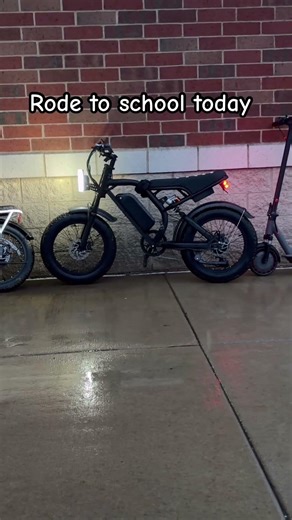 I love riding to school #ebikelife #automobile #bmxplus #electricebike #ebike #livinglife