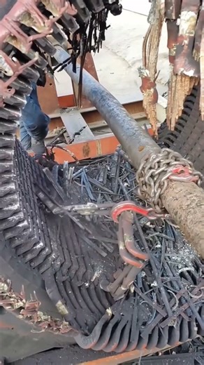 Stripping copper from a steel rod ✨