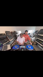 7K views · 111 reactions | #scratchsunday with @djprime_cuts we could watch this scratch routine all day!! #turntablist #scratchdj | On The Rise DJ Academy | Facebook