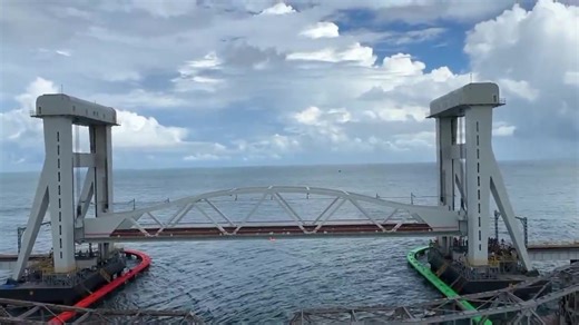 11 reactions | India's First Vertical Lift Railway Sea Bridge at...