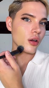 3.5M views · 174K reactions | Best foundation hack for oily skin ✨ #makeup #makeuphacks #beautytips #foundation | Natan | Facebook