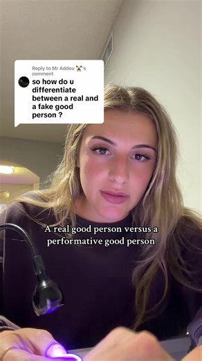 Identifying Performative Nice People: Key Tips