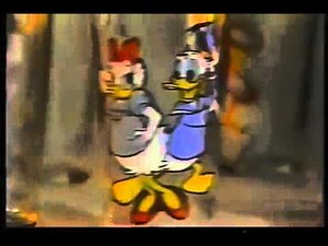 1978 Pizza Hut Disney Glasses Commercial