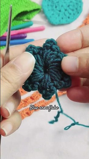 blue snowflake pattern 💙 #crochet #knittig #crochetdesigns #knitting #snowflake #snowflakes #diy