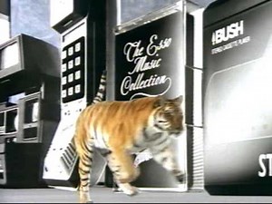 Esso Tiger 'gifts' TV commercial