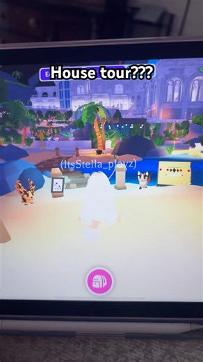 I traded for this beautiful house!!! Want a tour? #adoptme #roblox #subscribe