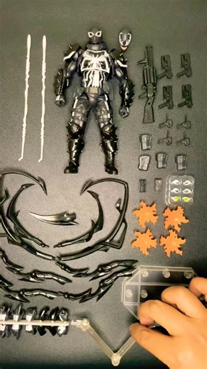 REVOLTECH AMAZING YAMAGUCHI || Posing Agent Venom Action Figure ‪@mainmainanyuks‬ #revoltech #venom