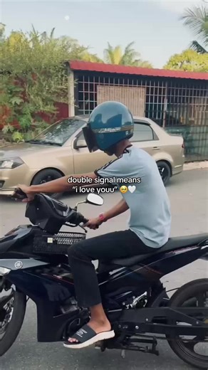 Double Signal: Expressing Love in Sign Language