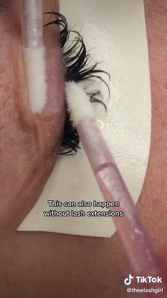 Lash Health Tips: Cleaning Your Lashes for Growth