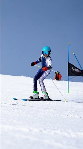 Master the art of the GS turn with @gaspar_vargas_lubbert.👌🏼🔥