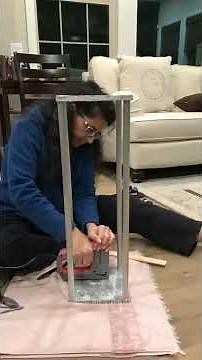 DIY Floral Wedding Centerpiece #weddingcenterpieces #diywedding #weddingdecor #floralarrangement