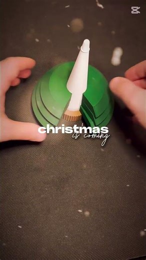 Minimal Modern Christmas Tree 🌲✨