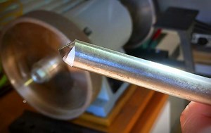 Micro Bevel Bowl Gouge - Bottom Feeder - Turn A Wood Bowl