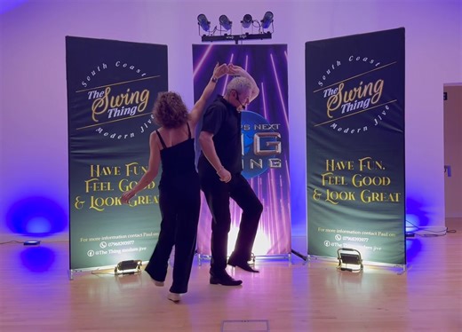 Beginner/mediate class Charlton Marshall 22nd October 2025 1.Slow comb 2. neck break 3. walk round. | The Thing Modern Jive