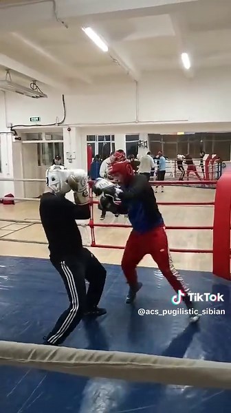 Videoclipuri postate de ACS PUGILISTIC SIBIAN (@acs_pugilistic_sibian) cu оригинальный звук - MUSIC 90-2010-х. - JUST GOOD MUSIC