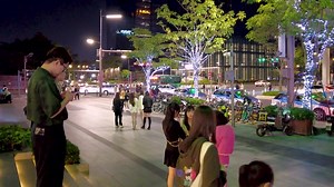 4K街拍深圳，享受风情而精彩的夜生活| Street Shenzhen China Bar style nightlife walk