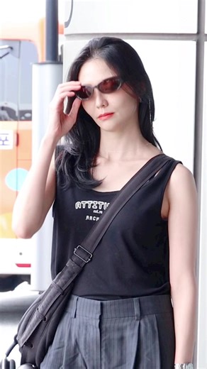 Discover the Charismatic Esom in Los Angeles D'FESTA
