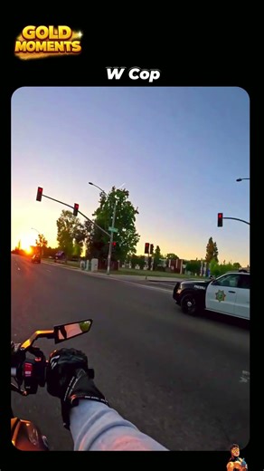 Caught in 4K: Both Ran the Light 😳