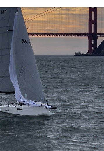 San Francisco Bay, CA Did you know this is one of the best sailing spots in the world? San Francisco Bay is known globally for its strong, consistent winds, especially in the afternoons when conditions become ideal for sailing. What might look calm from shore can actually be a powerful and dynamic environment out on the water. Because of these conditions, the Bay is often compared to other world-class sailing locations like Sydney Harbour in Australia and Auckland in New Zealand. Sailors from ar