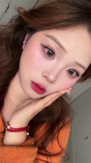 日常美妆：快速方形脸妆容大变样