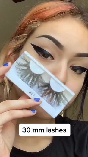 Long 30mm Eyelashes Unboxing and Try On