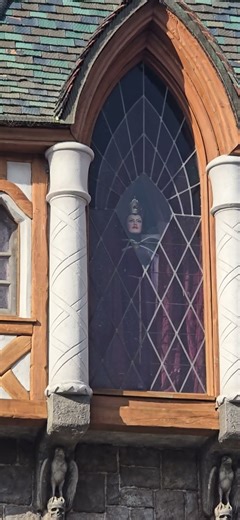 The Evil Queen Makes a Brief Appearance at Disneyland Paris