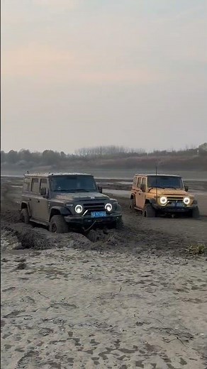 Extreme Mud Off roading Moments You Must See | Dangerous Mud Off roading Challenge #offroad #4x4