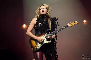 ‘Dance To The Rhythm’ of life… Photos by @horstlovesblues | ANA Popovic