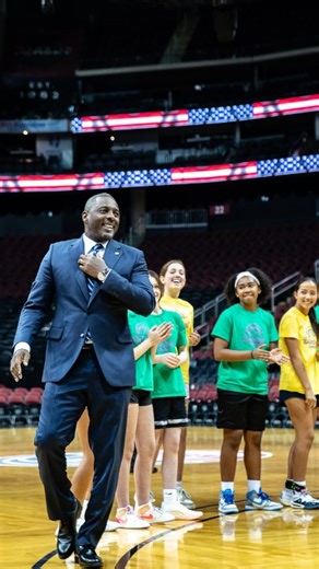 From Academy Award Winner Kathryn Bigelow, A HOUSE OF DYNAMITE is "one of the best films of the year." Watch now on Netflix. | A HOUSE OF DYNAMITE