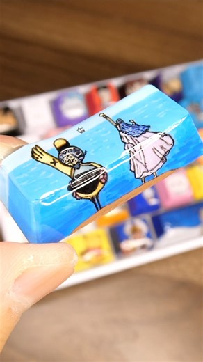 〈⇧〉ワンピースの仲間の印（ビビとカルー）のキーキャップを作った #ハンドメイド #keyboard #keycaps # #ワンピース #onepiece ※スペースではなくすみません