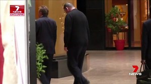 One of the country's richest men - but a virtual recluse - James Packer, has returned to Australia for what is believed to be the first time in more than a year. He flew into Melbourne this morning, where onlookers were shocked by his appearance. www.7plus.com.au/news #JamesPacker #7News | 7NEWS Adelaide