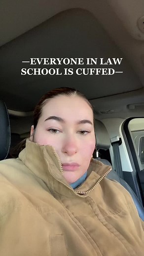 where are the hoes??? only asking so I can avoid the area 👁👄👁