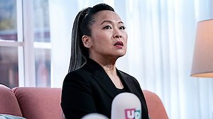 Watch Avenue 5 Season 2 Episode 2 - What an Unseasonal Delight