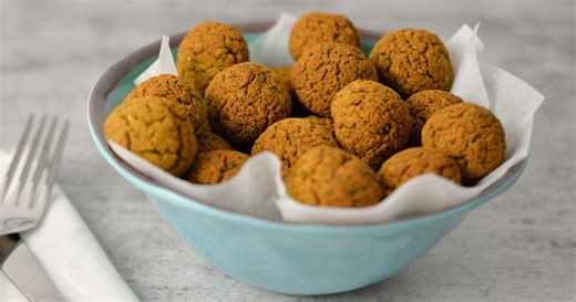 Fazuľové fašírky plnené slaninou a pórom: Lepšie ako mäsové guľky | RECEPTY.sk